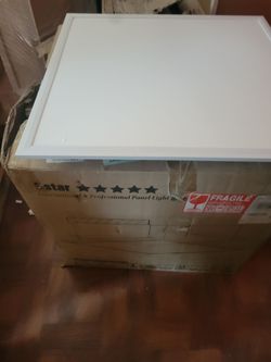 18 pcsLED FLAT PANEL FIXTURE 2'x2' ft