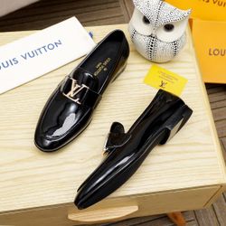 LV Men’s Leather Shoes With Box 2026 New 