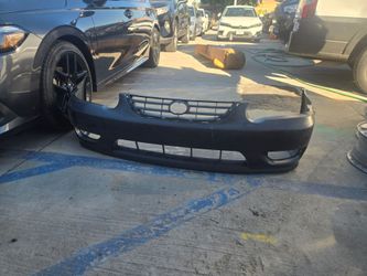 Bumper cover2001 Toyota Corolla