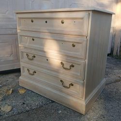 Hooker 2 Drawer Cabinet