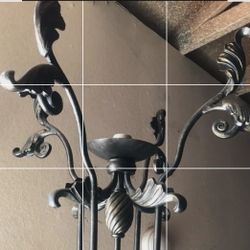 👁️VINTAGE  ANTIQUE EXCELLENT Condition Metal Floor Lamp  $250 🎈