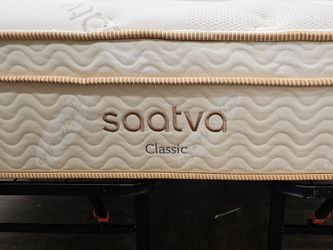 Saatva King Classic Plush Mattress - Delivery Available
