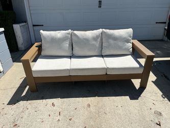 Better Homes & Gardens Ezra Outdoor Sofa, Teak-Look HDPE Frame with Cream Boucle Cushions