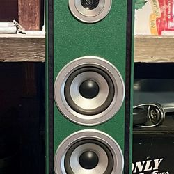 Heineken Tower Speaker BLUETOOTH  SD USB AM/FM AUX  With Docks