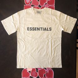 Essentials T-Shirt 