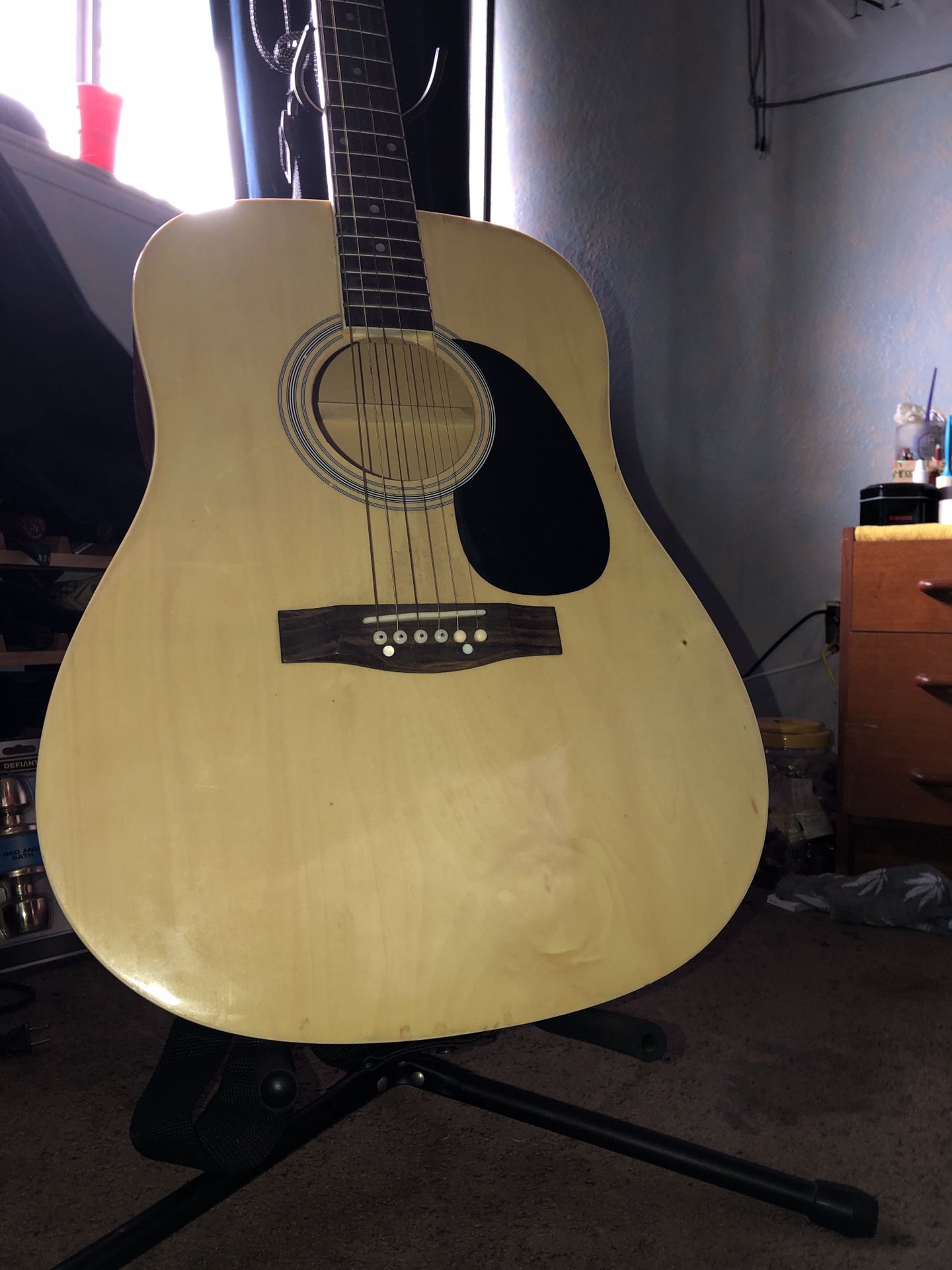 Acoustic Guitar WITH stand