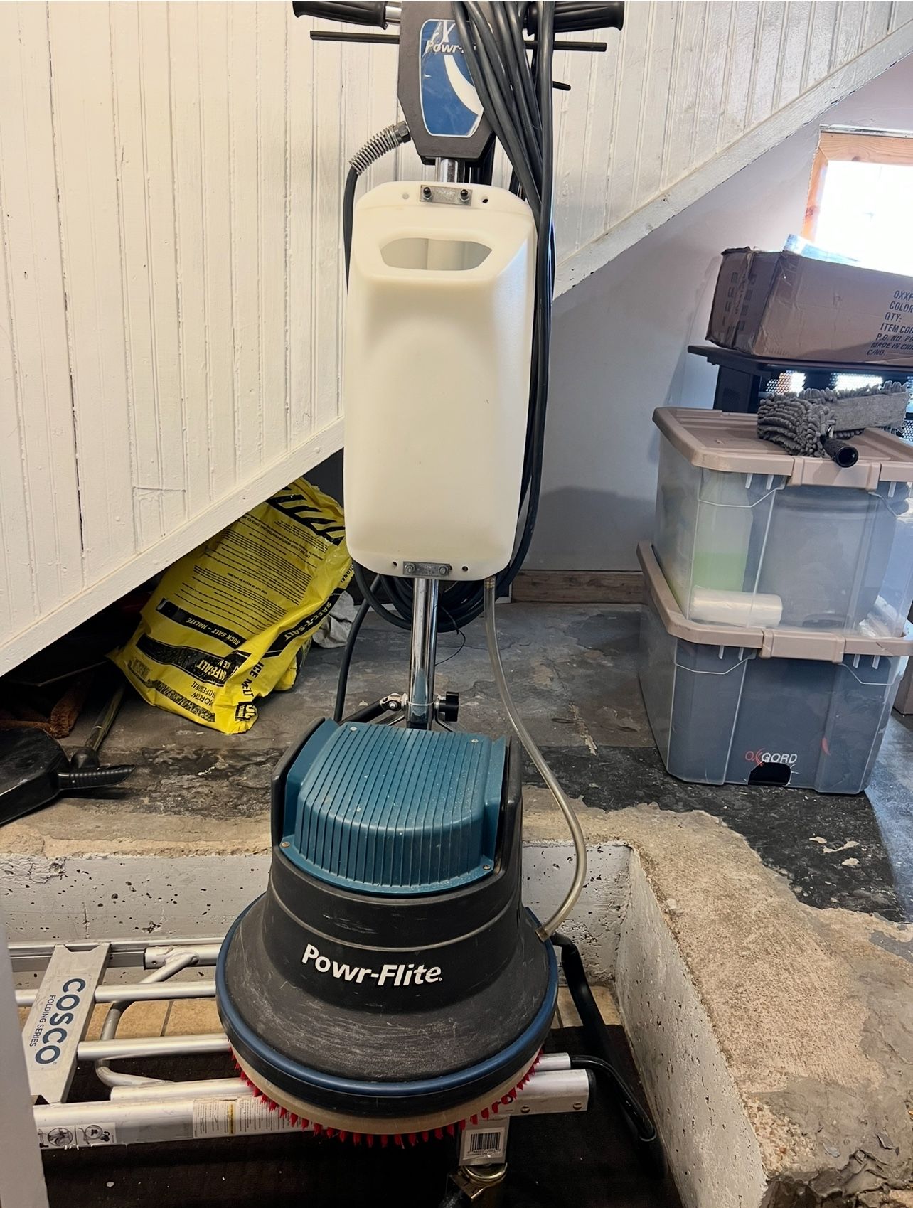 PowerFlite M171 Floor Scrubber
