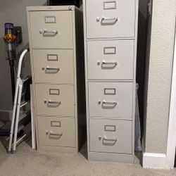 File Cabinets With Folders