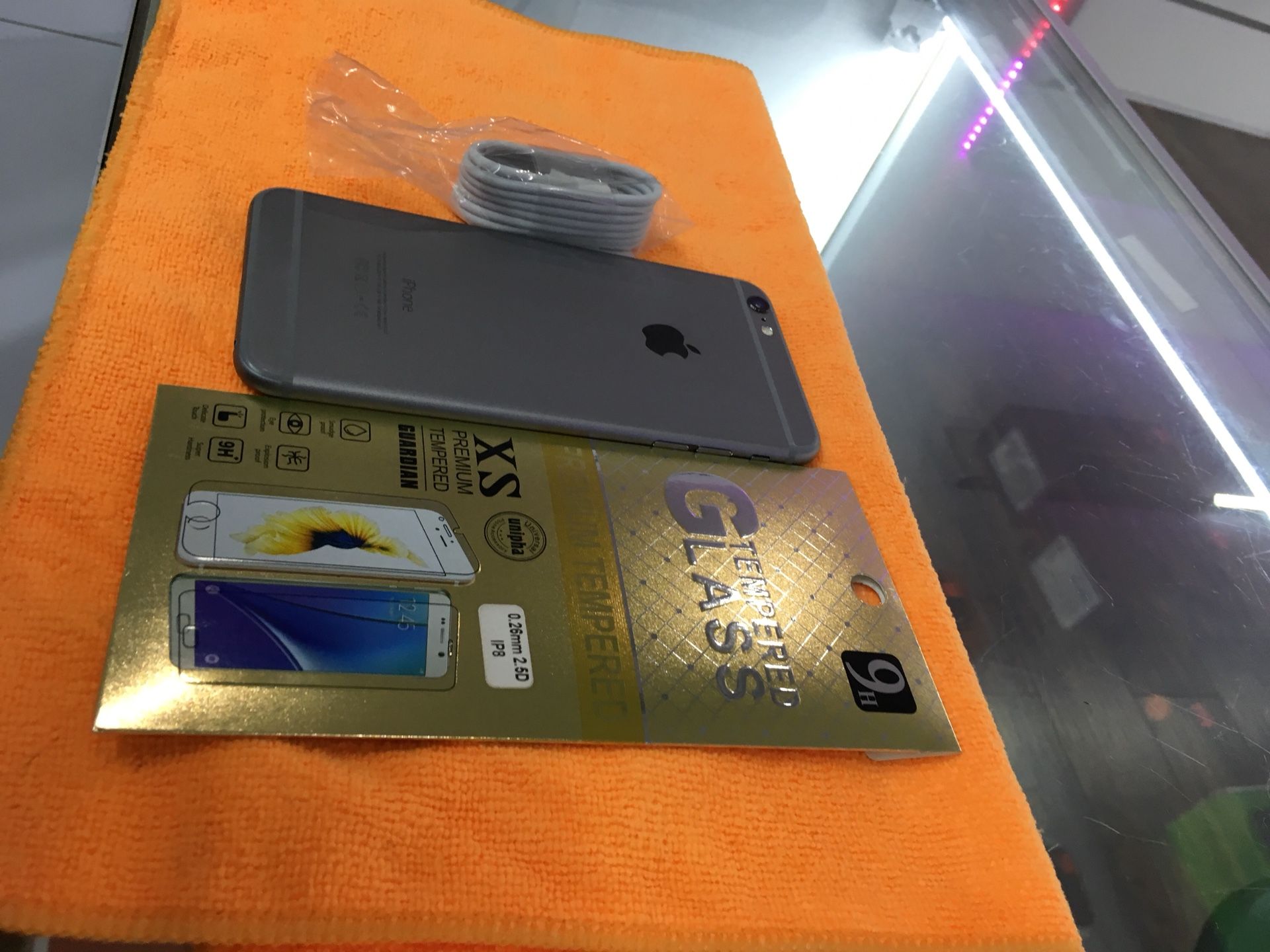 iPhone 6 Plus 128 GB Unlocked