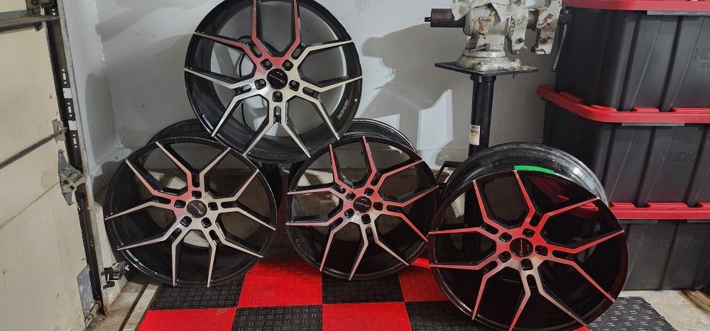 Giovanna Haleb 22x10.5 5x4.75 Make Offer!