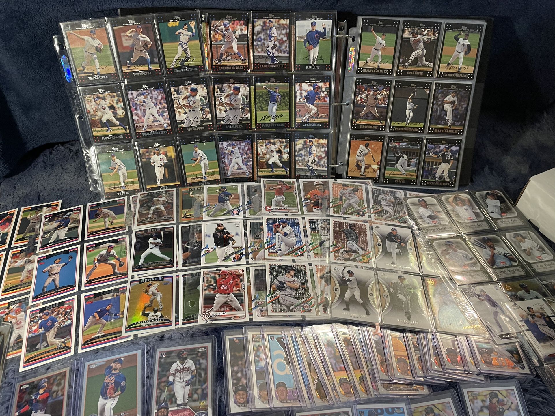 HUGE Sports Card Collection Lot w/ 2 Binders MLB NFL NBA Topps Panini ...