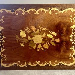 Vintage Italian Inlaid Music Box Side Table – Excellent Condition