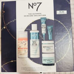 No.7 Skincare Gift Set