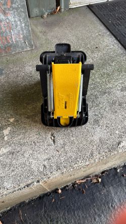 Mole Trap/ Spring Loaded/ Tom Cat