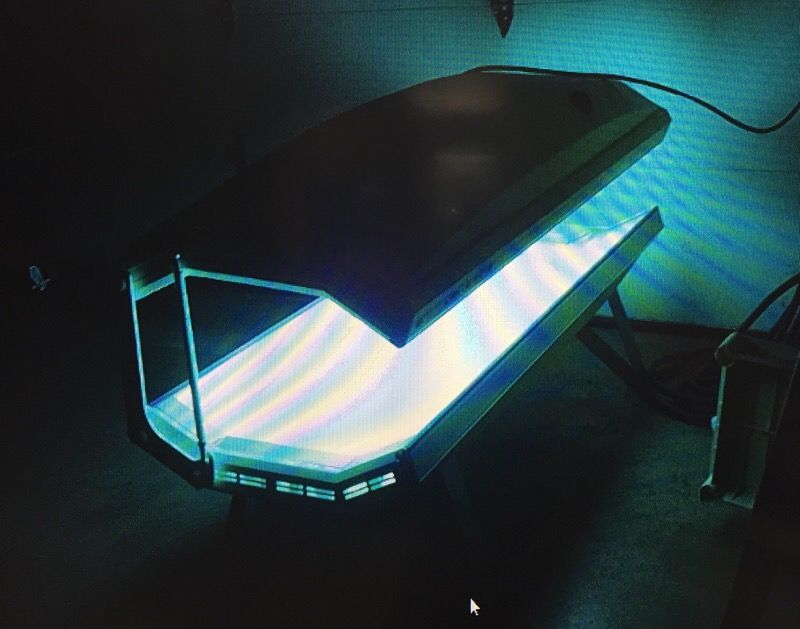 Tanning Bed SunQuest Pro 14SE NEED GONE