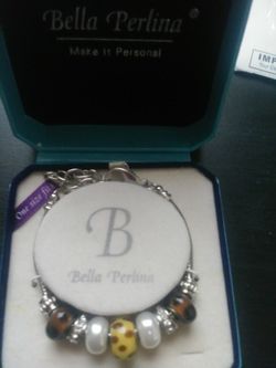 Bella Perlin charm bracelet Pandora collection