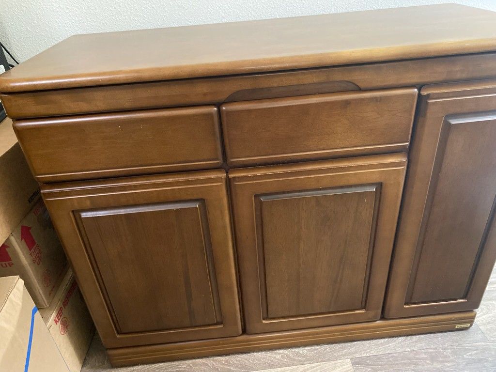 Storage/cabinet