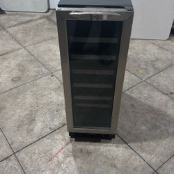 Built-In Wine Refrigerator