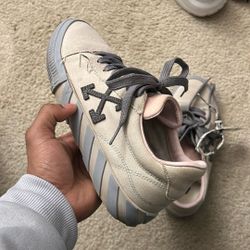 Off White Sneakers 