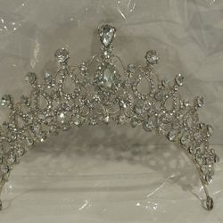 Sparkling Rhinestone Princess Crown 