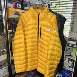 Men’s The North Face Summit Series Puffer Xl New