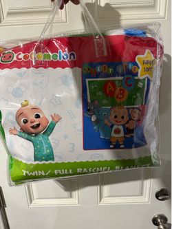 Cocomelon Twin/Full Blanket