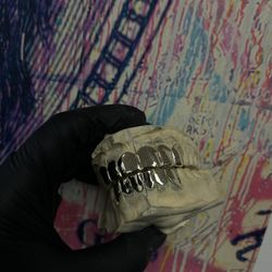 Gold Grillz 