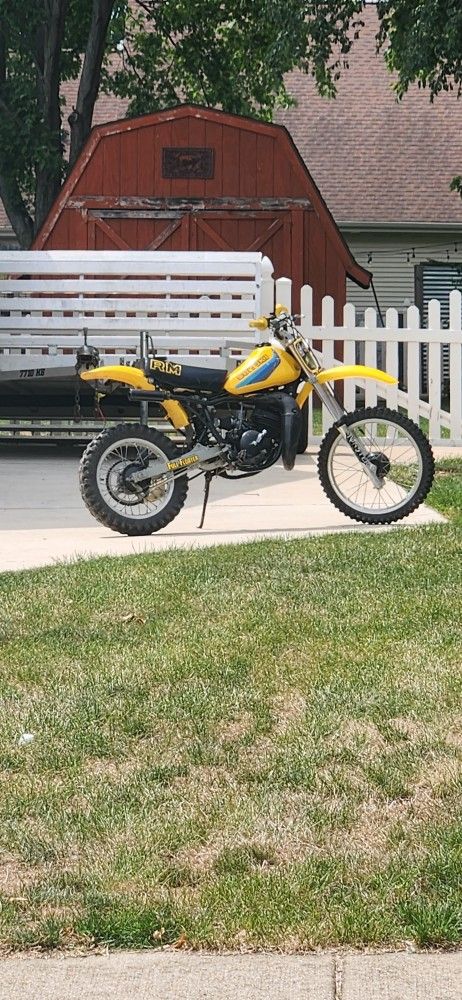 1982 Suzuki rm80 Dirtbike