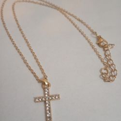 Golden Cross Pendant Necklace 18"