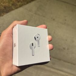 Air Pods 4 