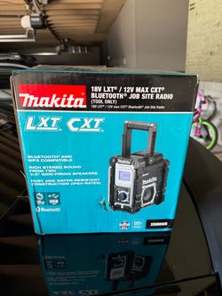 Makita 18v radio Bluetooth mp3 compatible