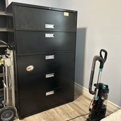 Metal Commercial Grade File Cabinet with Key Lock