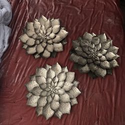 Wall Decorations-Gold Flowers