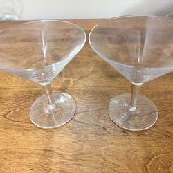 2 Martini Glasses