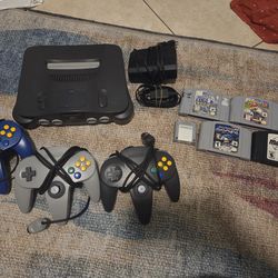 Nintendo 64 N64 Bundle w/ 5 Games & 3 Controllers Mario Kart