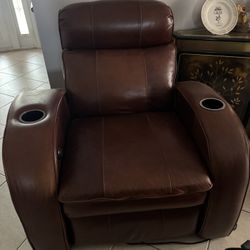 Leather Recliner Chair (plug In)