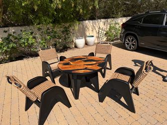 Modern table set