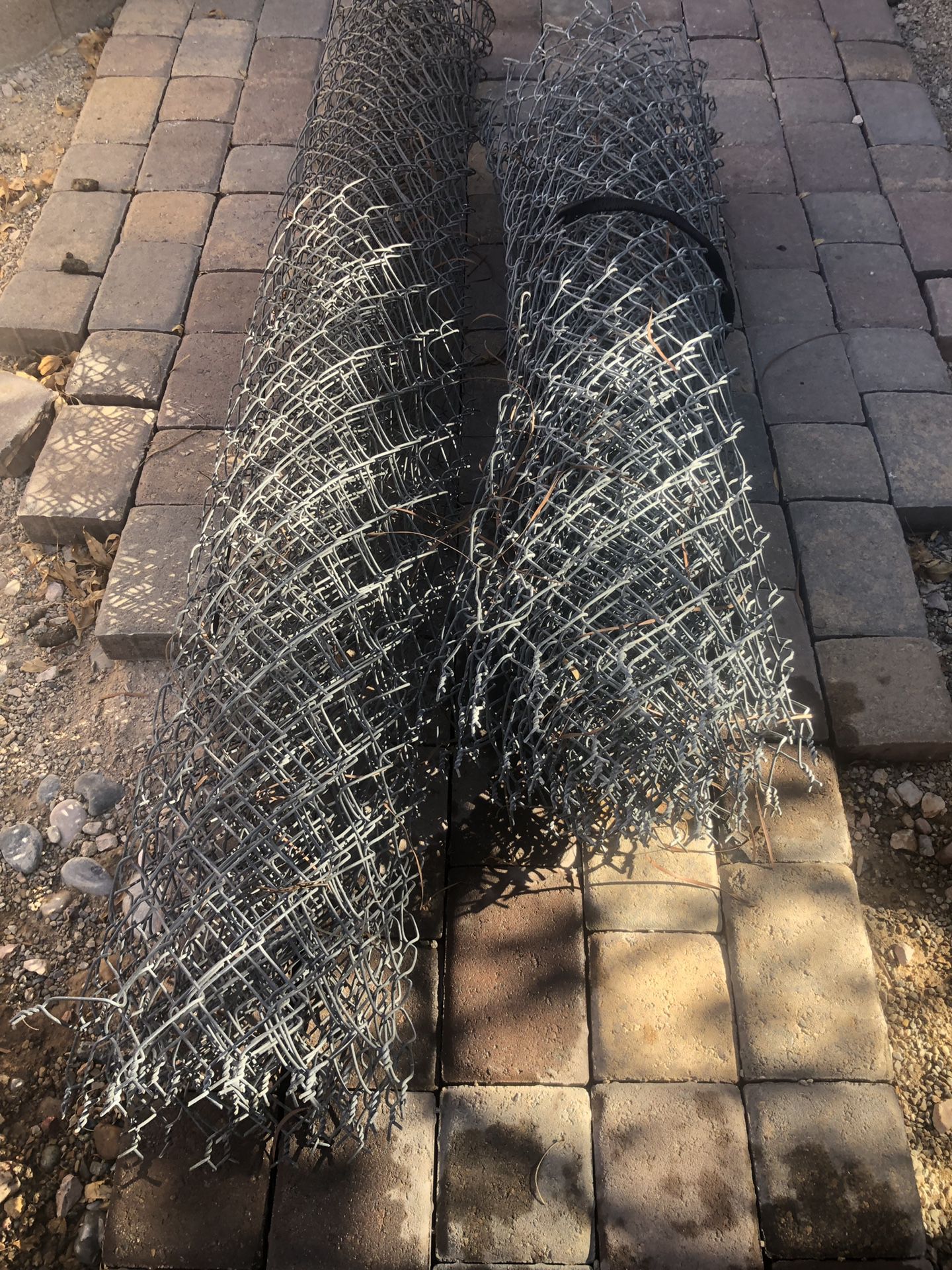 Free chain link fence