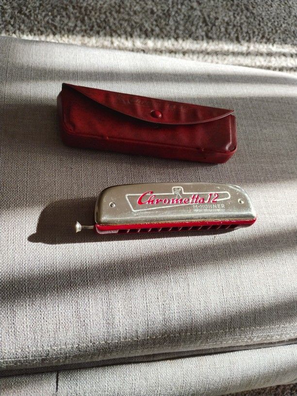 Chrometta 12 Harmonica