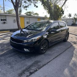 2017 KIA FORTE 5 EX
