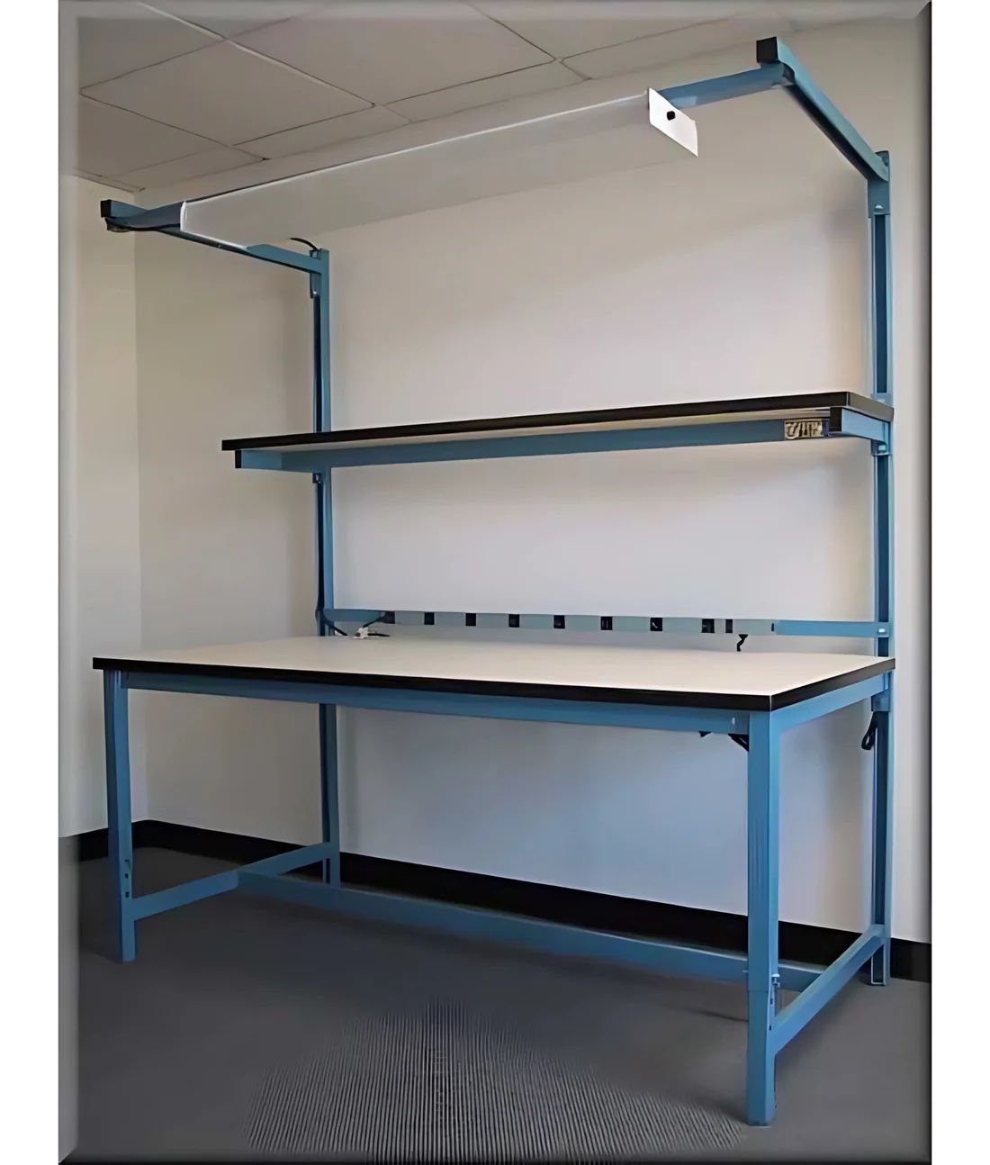 3 Tier Work Bench With Power Outlets & Light