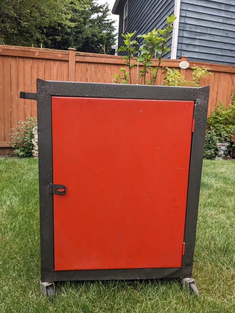 Tools Box for Sale in Bothell, WA OfferUp