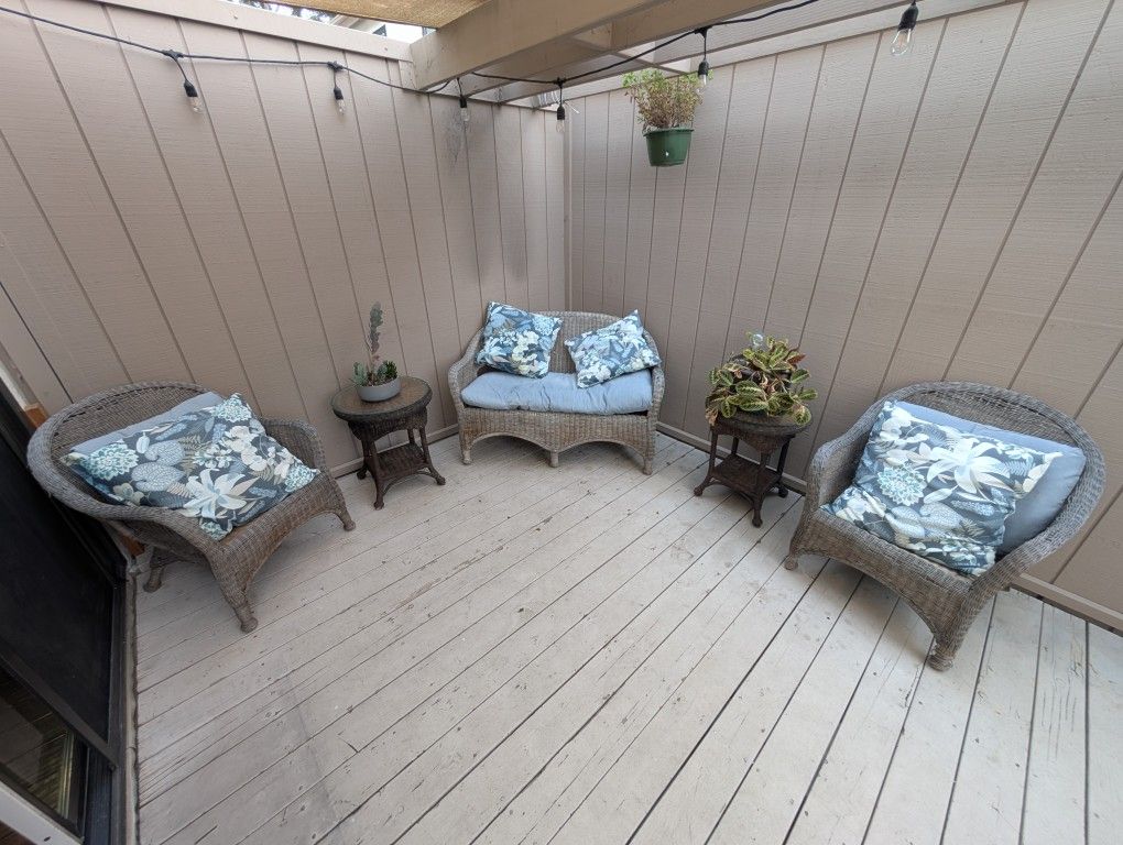 Rattan Patio Furniture OBO