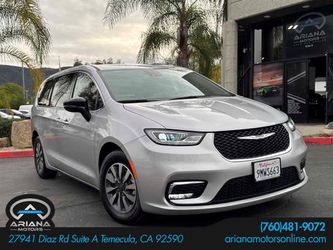 2024 Chrysler Pacifica Hybrid