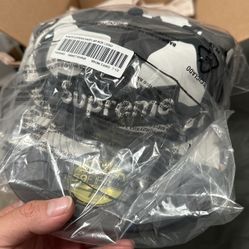 Supreme Hat Snow Camo Wind stopper 
