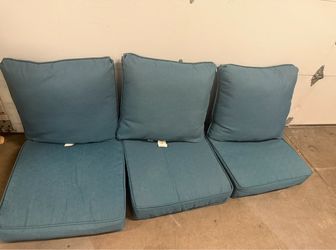 7 pieces Teal allen + roth deep seat cushion set.