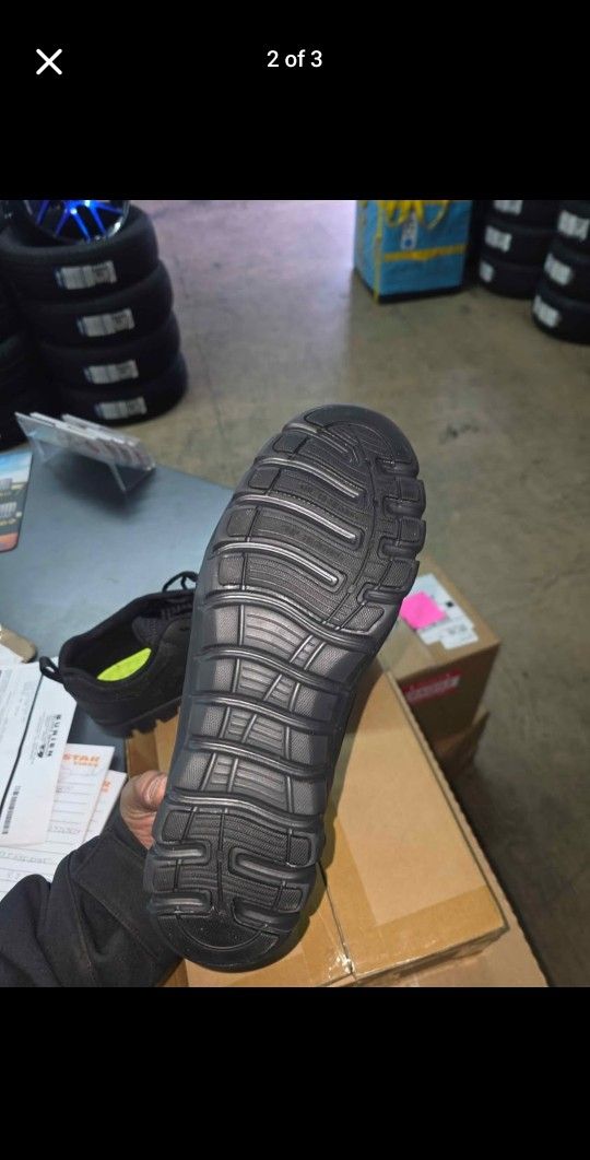 NEW men's Reebok Composite Toe Shoes