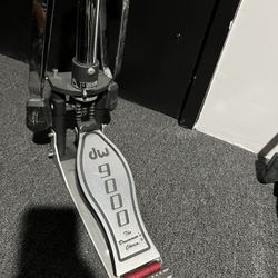 DW 9000 Hi-Hat Stand – Professional Drum Hardware – Great Condition