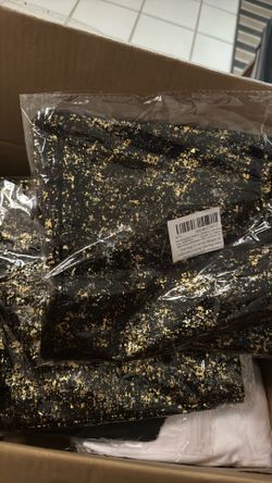 Black & Gold Table Runners