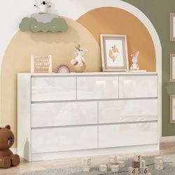 7 Drawer Dresser for Bedroom, 55" Modern High Gloss White Dresser with Wood Chest of Drawer Handle Free, Long Dresser for Bedroom, Living Room, Entryw